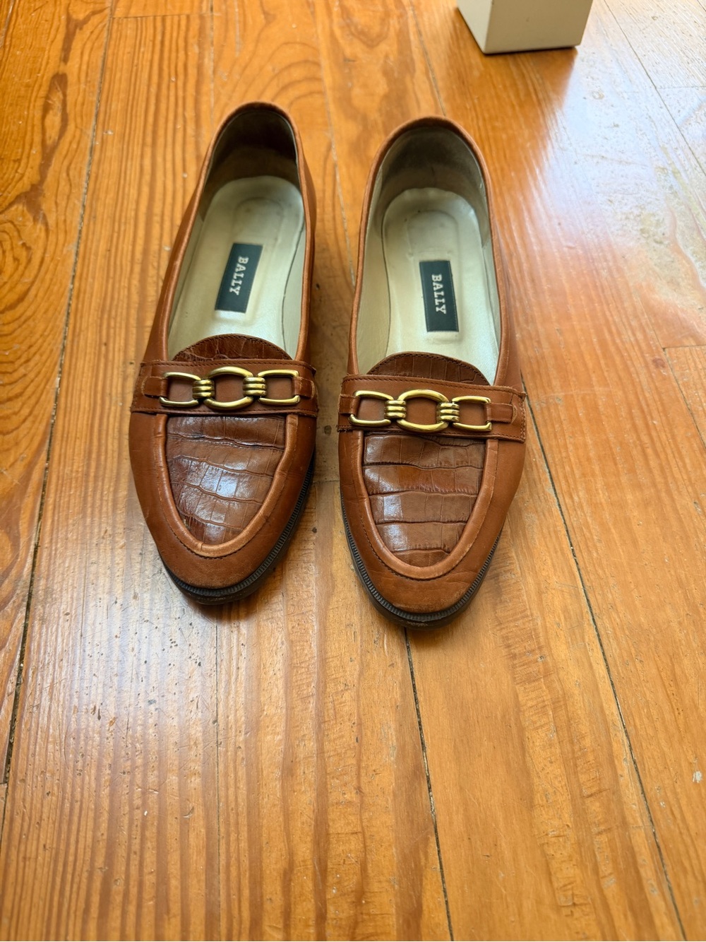 Bally Tan Brown Leather Croc-Texture Loafers with Gold Horsebit 7.5 sz